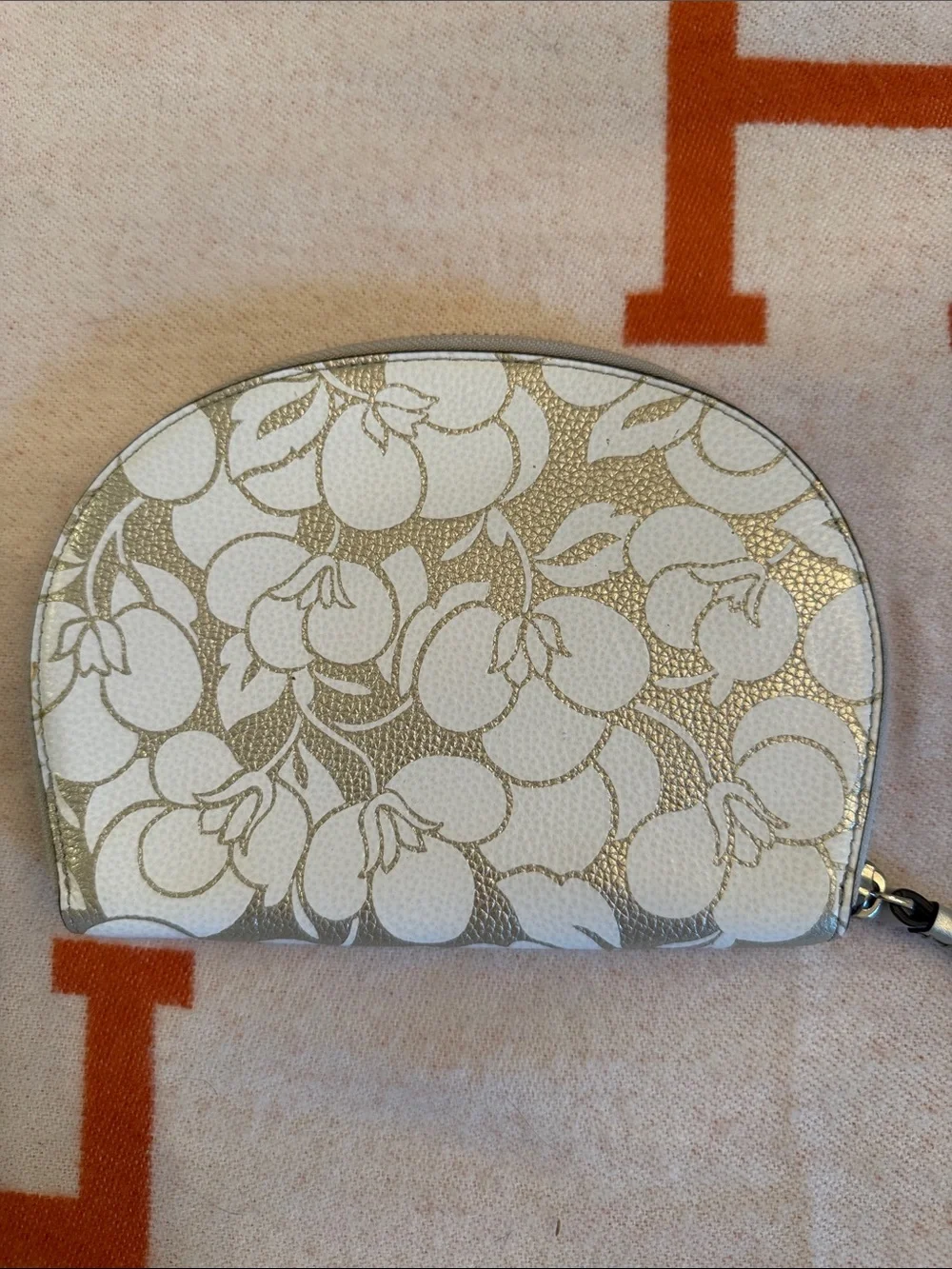 kate spade white and gold floral half moon wristlet pouch New w Tag